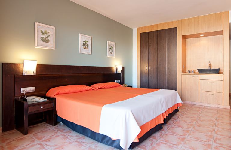 Hotel Livvo Lago Taurito, Playa de Taurito, Gran Canaria, Spain, 43