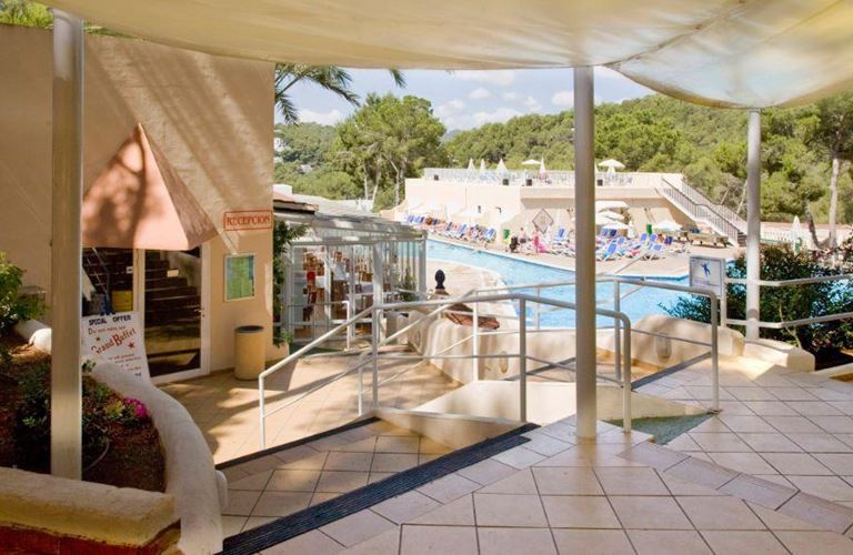 Globales Montemar Apartments, Cala Llonga, Ibiza, Spain, 2