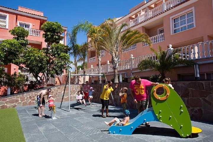 El Duque Aparthotel