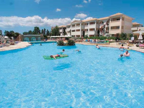 Bitzaro grande best sale hotel kalamaki zante