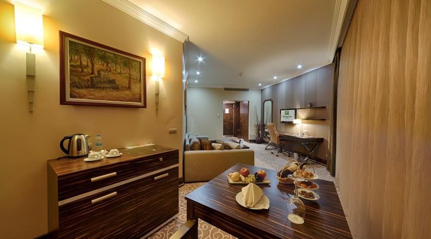 Holiday Inn Bursa 4 Hrs Star Hotel In Bursa Bursa