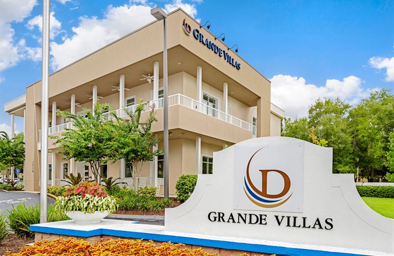 Hilton Vacation Club Grande Villas Orlando, Lake Buena Vista, Florida, USA, 1