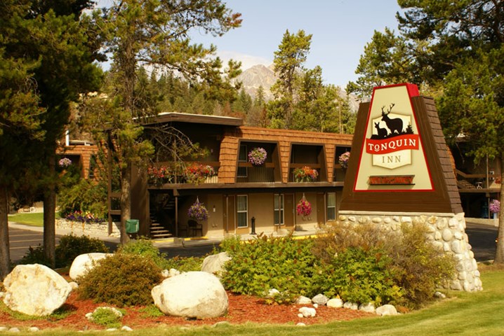 Tonquin Inn Jasper Hotel Jasper Alberta Canada Travel Republic