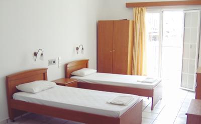 marios hotel laganas zante