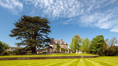mercure rangeworthy winterbourne gloucestershire hitched