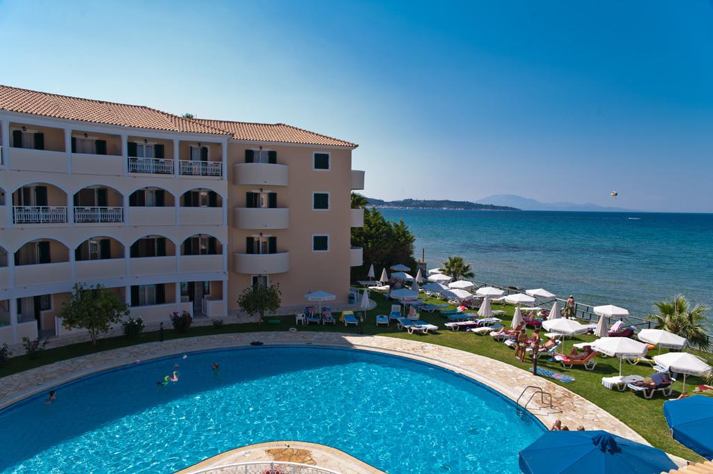 the bay hotel vassilikos