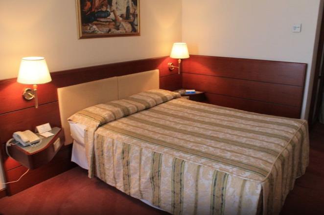 Cham palace amman best sale