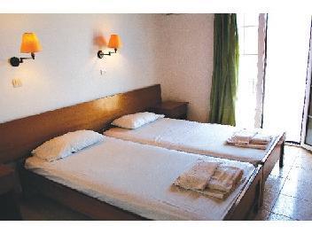 bozikis hotel laganas