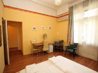 Club Apartments and Rooms, Budapest, Budapest, Hungary, 50