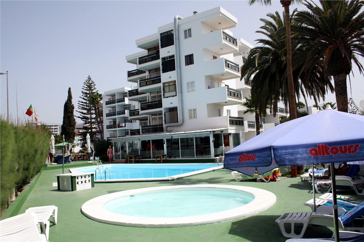 Roca Verde Apartments