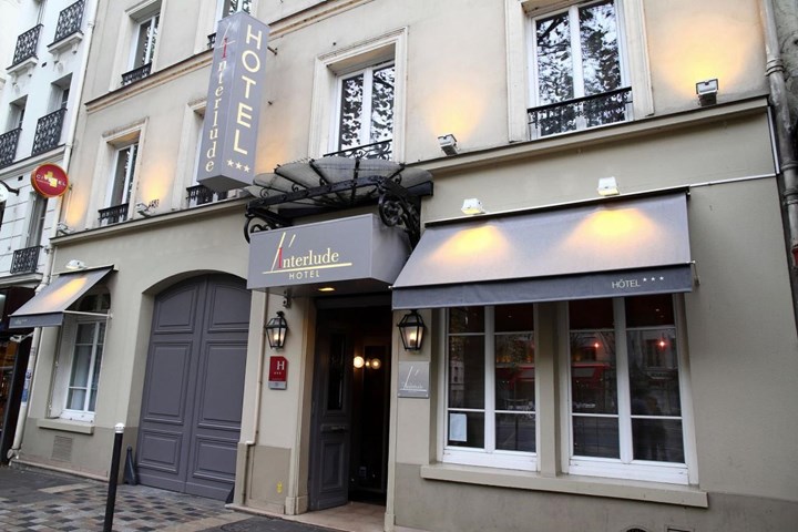 Paris Louis Blanc Hotel, Paris - dnata Travel