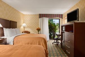 best western sovereign hotel keene nh
