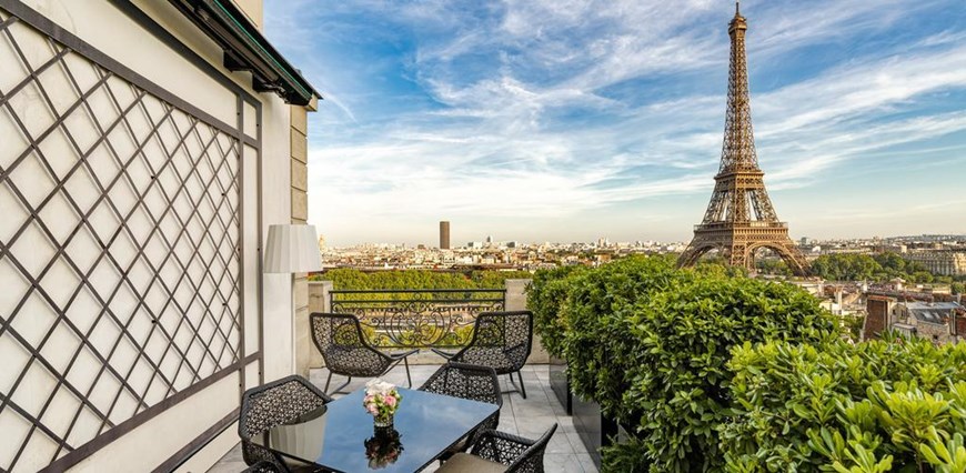 Shangri-La Paris Hotel, Paris, France | Emirates Holidays