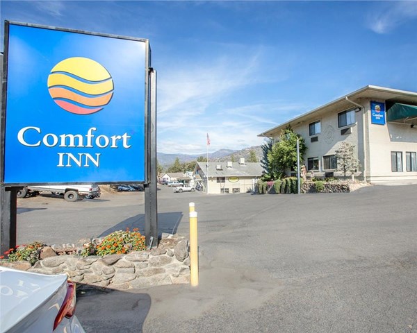 Comfort Inn Yosemite Area Oakhurst California Usa Travel Republic