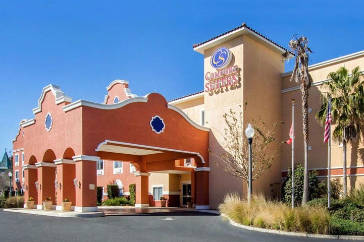 Comfort Suites The Villages Lady Lake Florida Usa Travel Republic