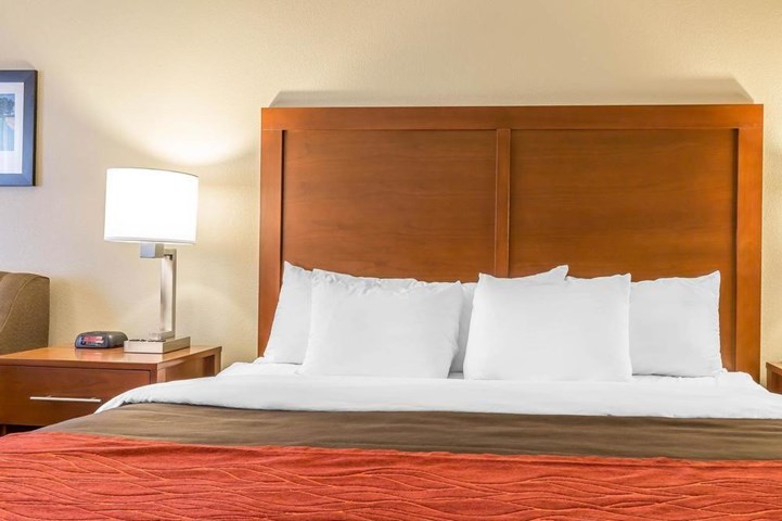 Comfort Inn Frederick Frederick Maryland Usa Travel Republic
