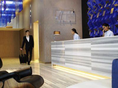 Holiday Inn Express Bangkok Siam Bangkok Dnata Travel