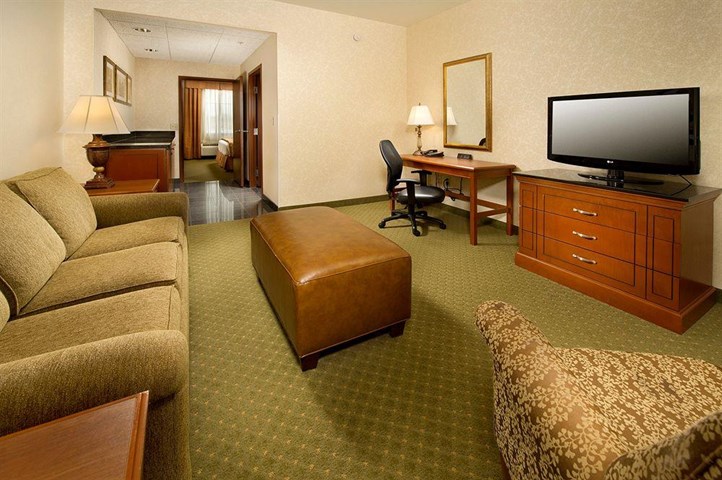 Drury Inn And Suites Arnold Arnold Missouri Usa Travel - 