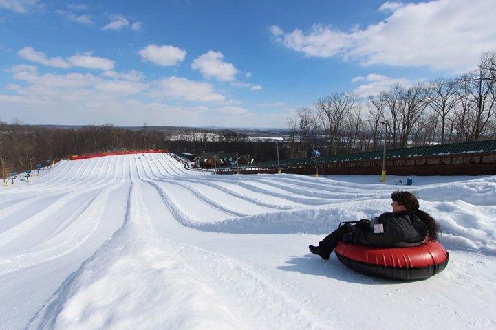 Солнечная долина тюбинговая трасса. Восход тюбинг. Долинах тюбинг. Солнечная долина минск. Долинах тюбинг.