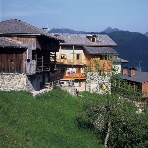 Albergo Diffuso Sauris, Sauris di Sopra, Friuli Venezia Giulia, Italy ...