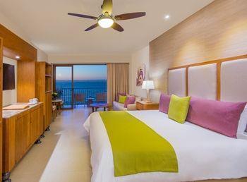 Club Meza Del Mar Hotel, Old Town Vallarta - dnata Travel