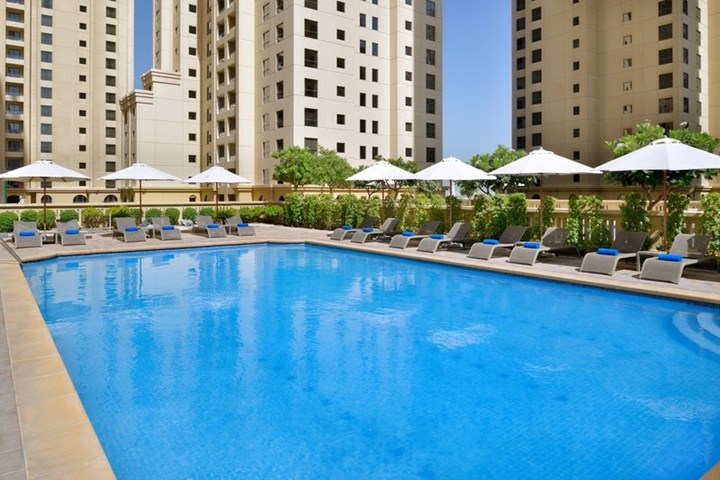 Ramada plaza jumeirah beach 4