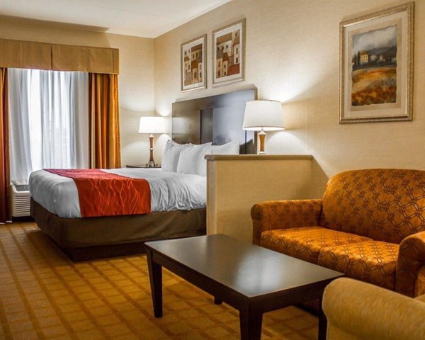 Comfort Suites Edinboro Edinboro Pennsylvania Usa Travel Republic