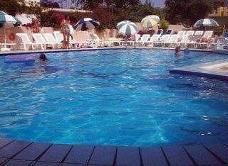 avra studios zakynthos