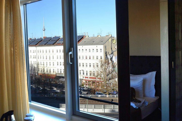 Hotel Vier Jahreszeiten Berlin City Friedrichshain Kreuzberg Germany Emirates Holidays