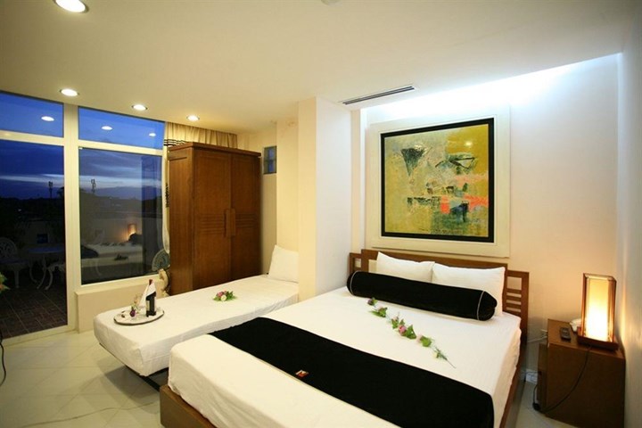 широта ханой