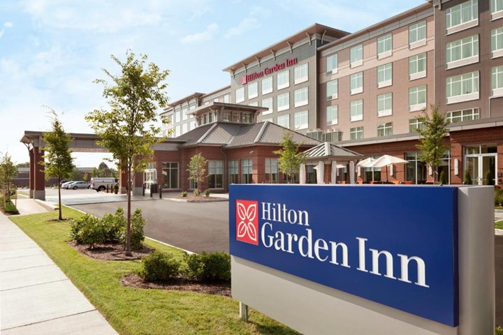 Hilton Garden Inn Boston Logan Airport Boston Usa Emirates