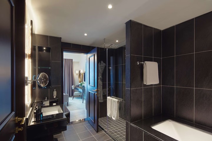 Dukes The Palm A Royal Hideaway Hotel Palm Jumeirah Dubai - 