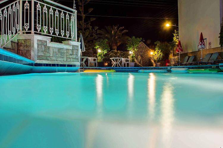 acapulco hotel zante