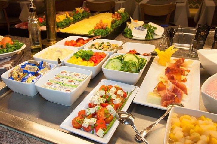 Favored Hotel Domicil Frankfurt Frankfurt Am Main - 