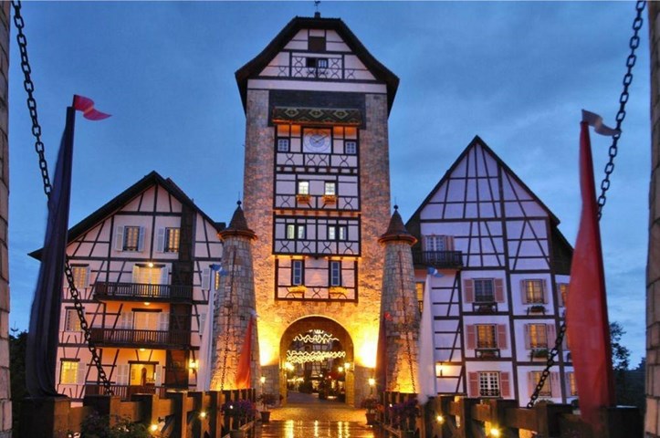 Colmar Tropicale Hotel Bukit Tinggi Malaysia Emirates Holidays