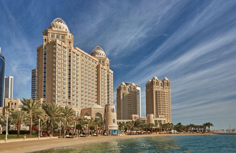 Four Seasons Hotel Doha, Doha, Doha, Qatar, 1