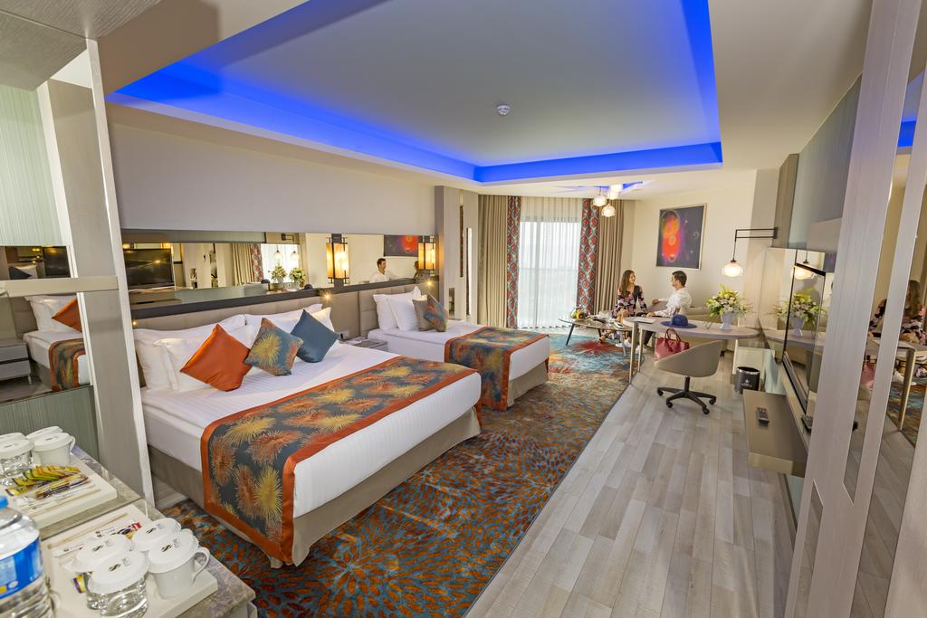 Royal Seginus - Superior Standard Room