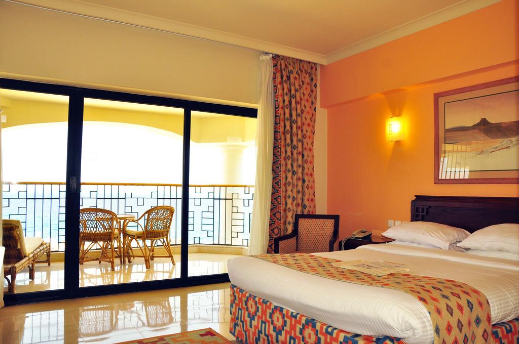 Отель арабия азур хургада. Хургада лучшие недорогие отели. Египет сентидо мамлюк палас. The grand palace хургада египет. Отель кемпински хургада.